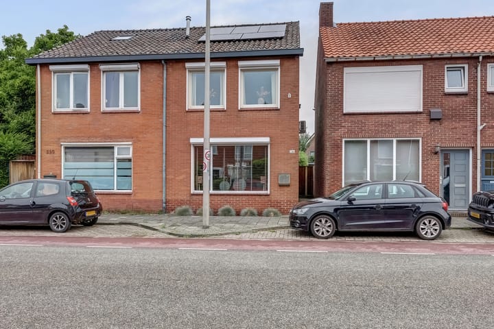 Deurningerstraat 248 in Enschede