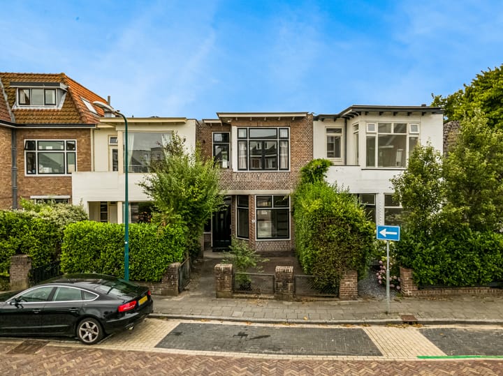 Deutzstraat 15 in Oegstgeest foto