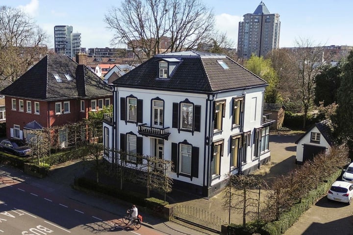 Deventerstraat 28 in Apeldoorn Foto