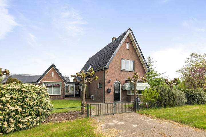 Deventerstraat 617 in Beemte Broekland foto