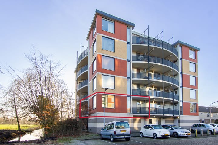 Diakenhuisweg 107 in Haarlem photo