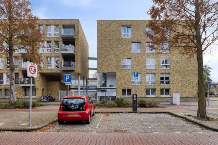 Photo of property Diamantlaan 316, Leiden