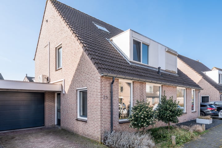 Diamantstraat 25 in Helmond