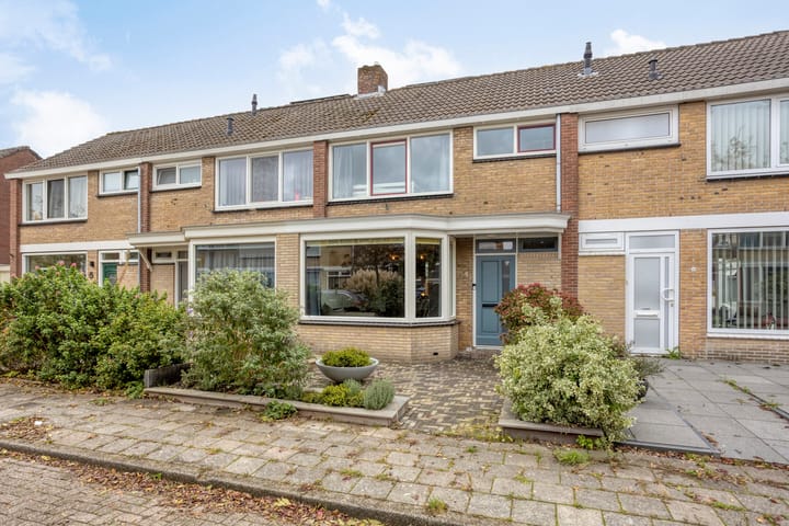 Dibbitsstraat 9 in Zwaag