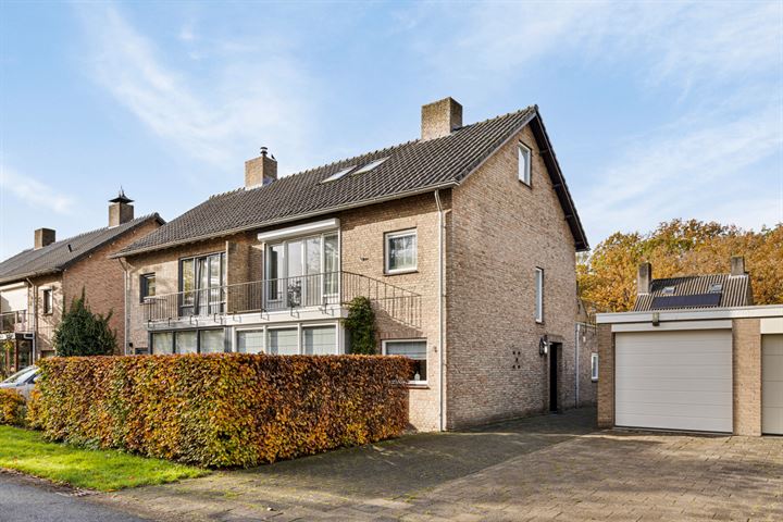 Diepenbrocklaan 4 in Roosendaal