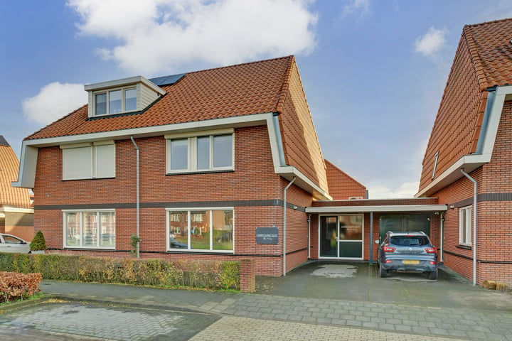 Dierenriem 26 in Elst