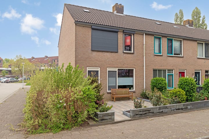 Photo of property Dierenriem 64, Hellevoetsluis