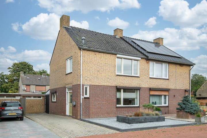 Diergaarderstraat West 44 in Maria Hoop