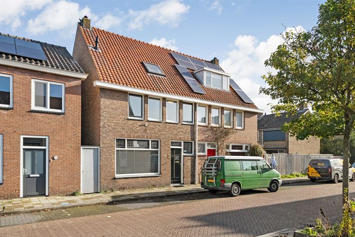 Diezerenk 32 in Zwolle