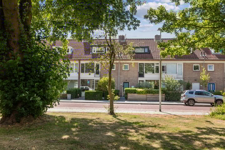 Photo of property Dignaland 29, 's-Gravenhage