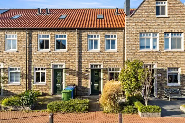 Photo of property Dijkshoornseweg 225, Den Hoorn