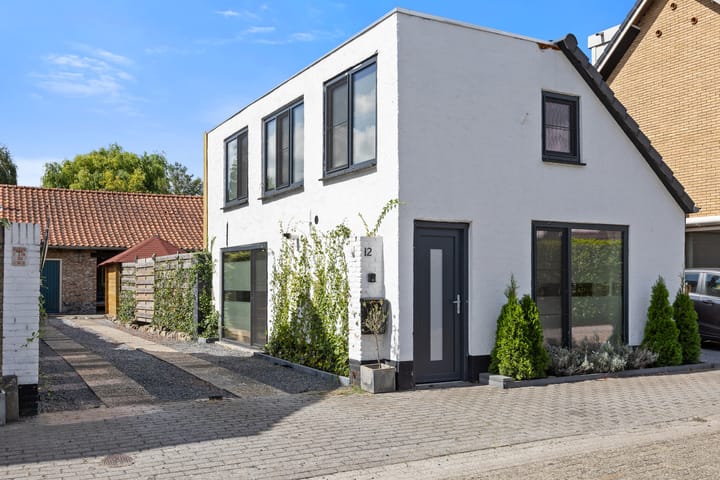 Dijkstraat 12 in Sprang-Capelle