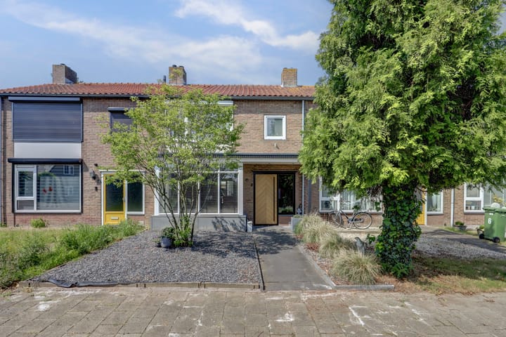 Photo of property Dijkstraat 8, Well