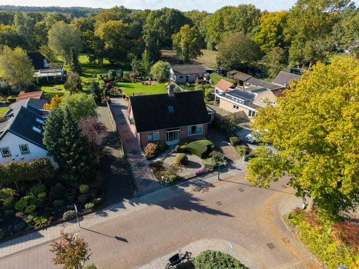 Photo of property Dijkstraat 93, Veenendaal