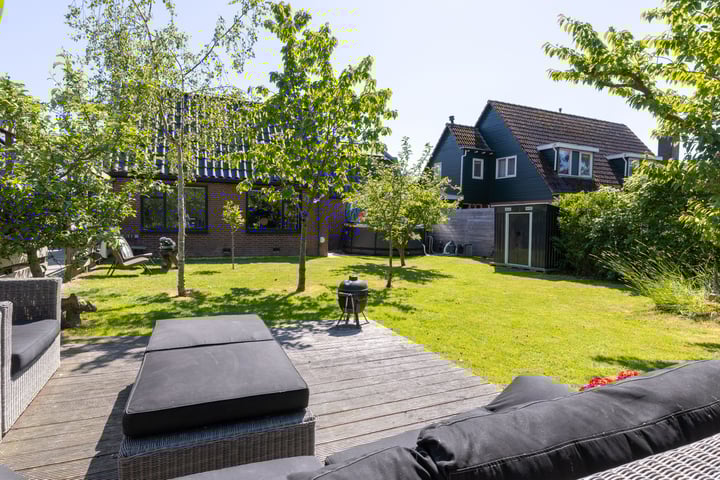 Photo of property Dijkweg 87, Andijk