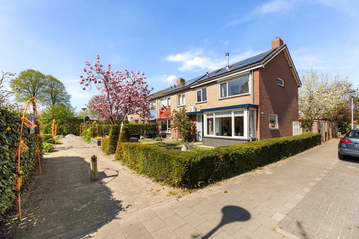 Dijkzicht 18 in Wijhe
