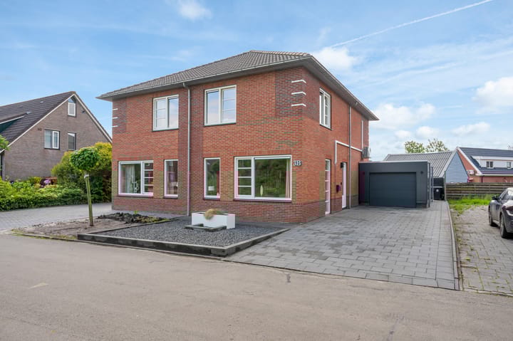 Dillenburglaan 3B in Heiligerlee Foto