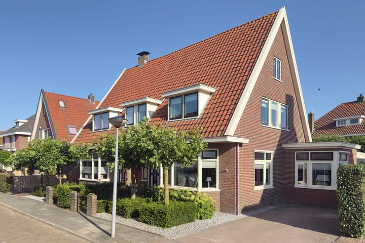 Dillenburgstraat 18 in Nijverdal