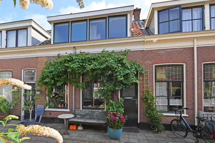 Dirk Hoogenraadstraat 20B in 's-Gravenhage foto