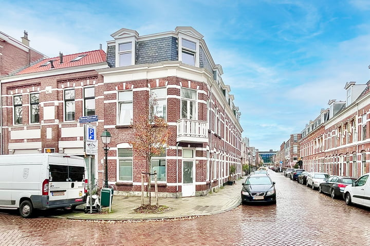 Dirk Hoogenraadstraat 80 in 's-Gravenhage