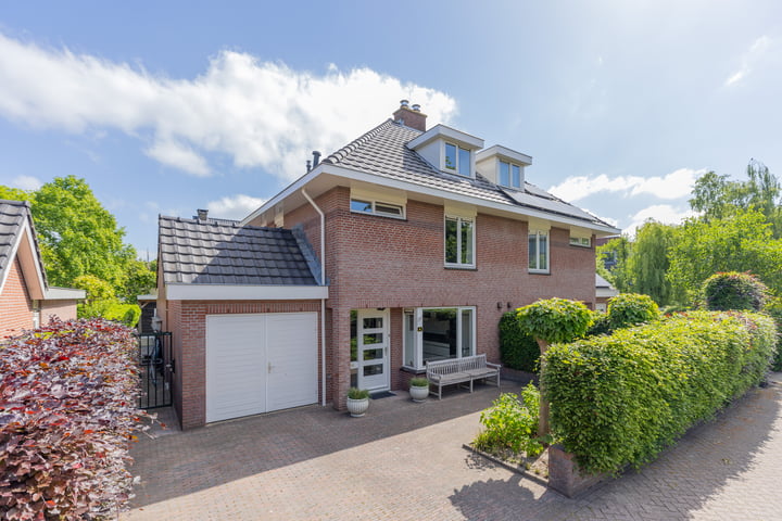 Dirk Tersteeglaan 4 in Naarden