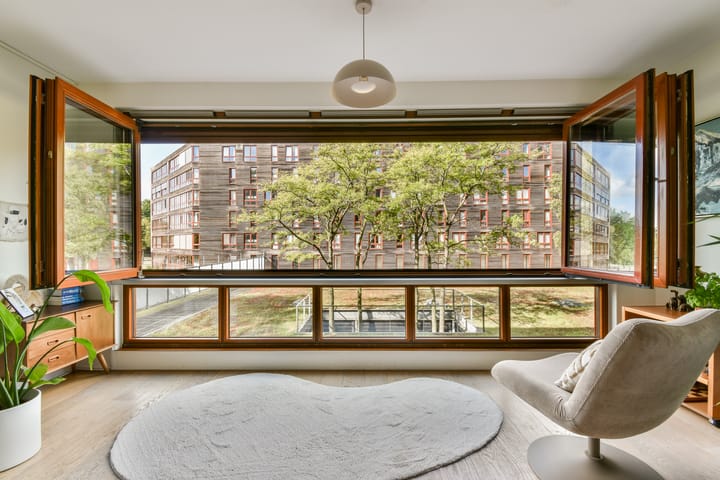 Photo of property Dirk Vreekenstraat 39, Amsterdam
