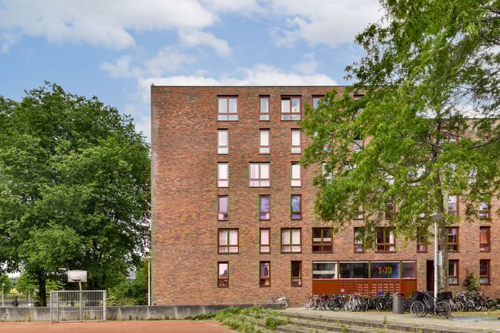 Dirk Vreekenstraat 73 in Amsterdam