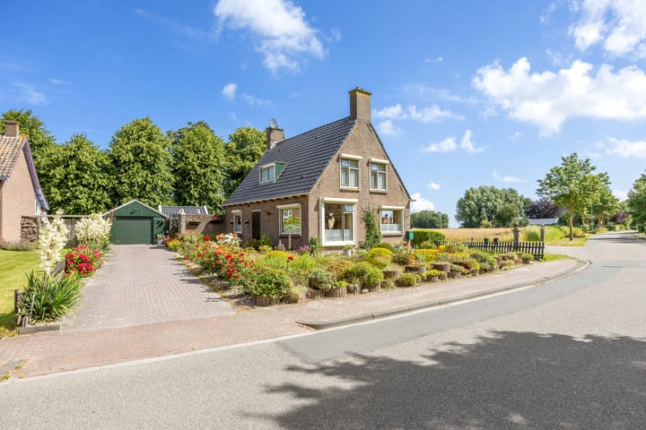 Photo of property Dirk Wierengastraat 26, Westernieland
