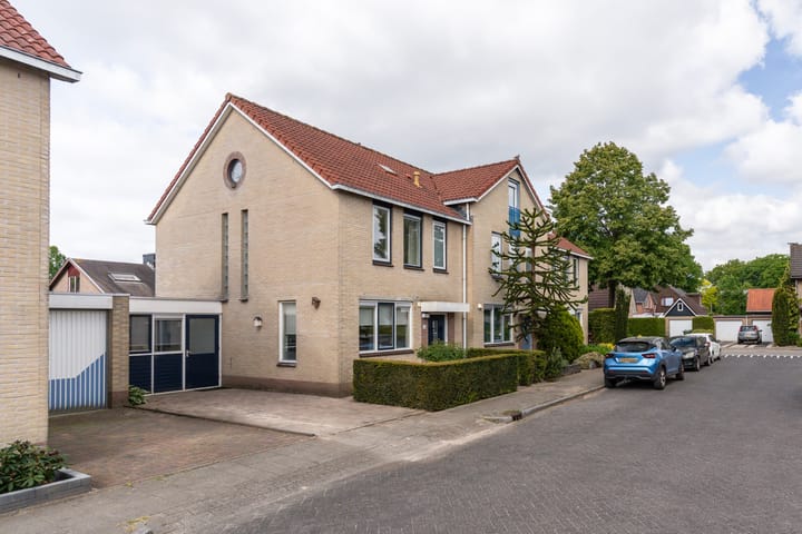 Dirkje van Barneveldweg 6 in Austerlitz