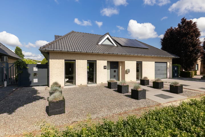 Photo of property Doctor Schaepmanlaan 12, Beek