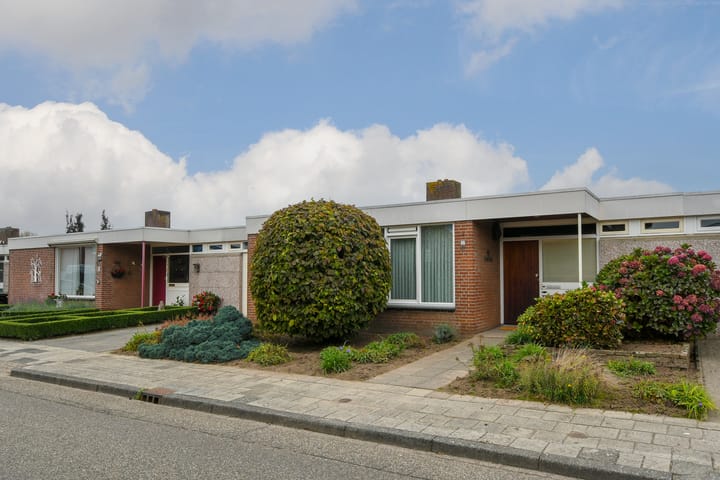 Doctor Schaepmanstraat 52 in Stramproy
