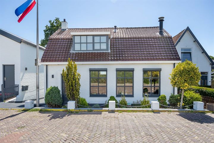 Doctor van Noortstraat 160 in Leidschendam