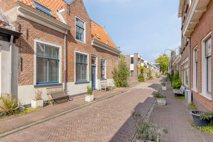 Doelenstraat 56 in Delft photo