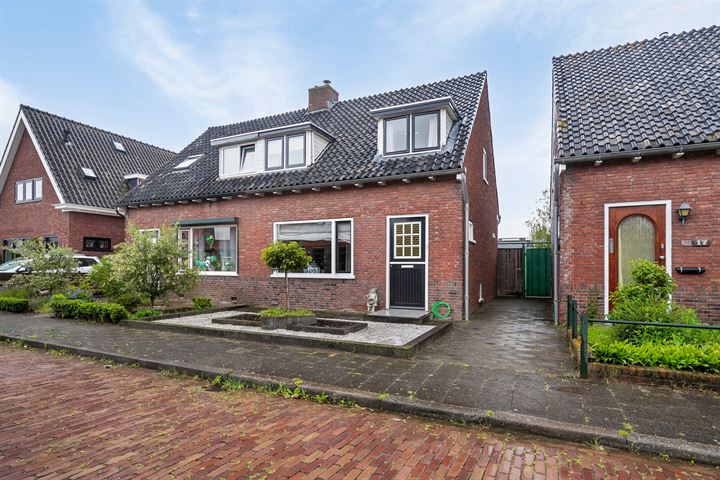 Doelstraat 15 in Krabbendijke