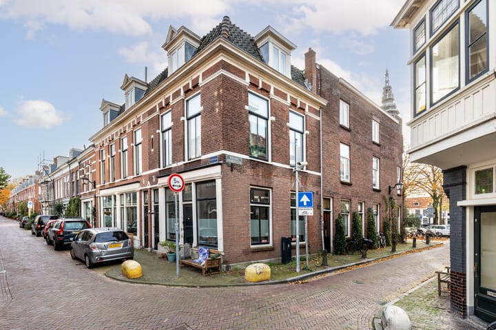 Doelstraat 18-ZW in Haarlem