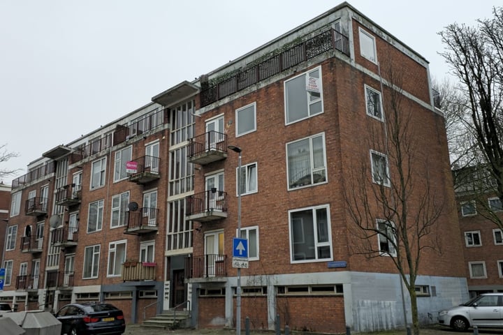 Doggerstraat 1C in Rotterdam