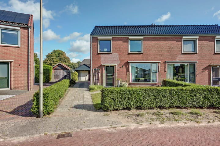 Dokter Christiaansplein 6 in Dalen