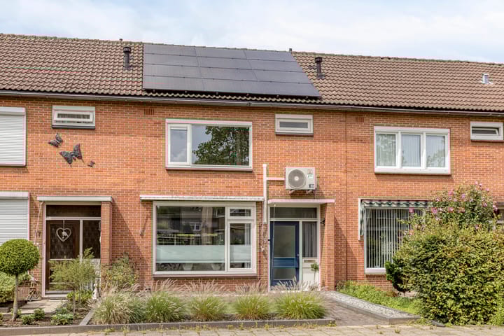 Photo of property Dokter de Bruynstraat 19, Oldenzaal