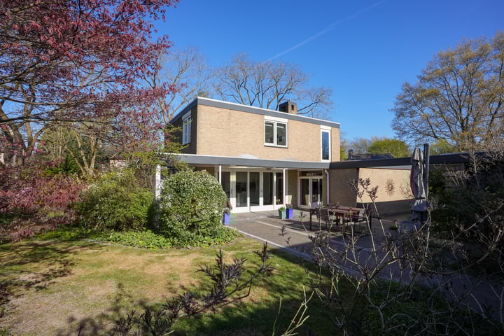 Photo of property Dokter de Weverlaan 1, Heerlen