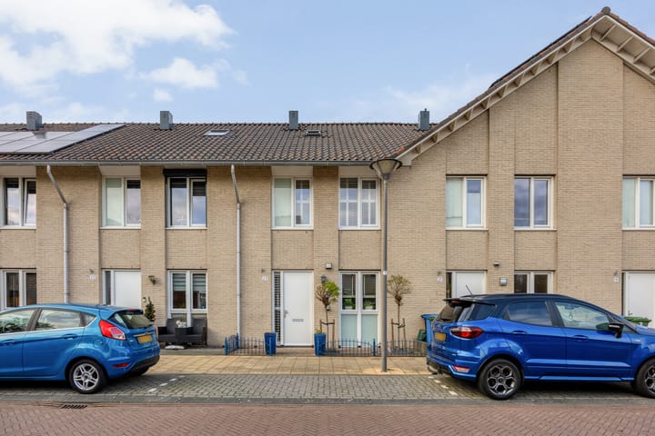 Photo of property Dokter Diamantlaan 23, Hoek van Holland