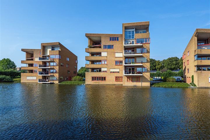 Photo of property Dokter Kroesenring 29, Oud-Beijerland