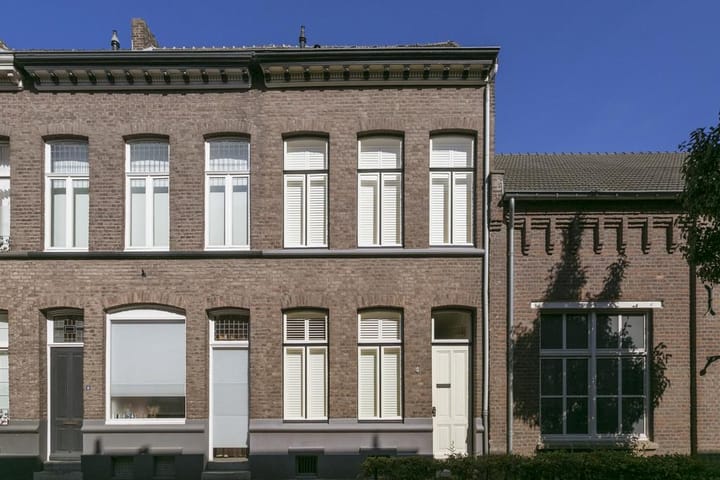 Dokter Leursstraat 4 in Roermond