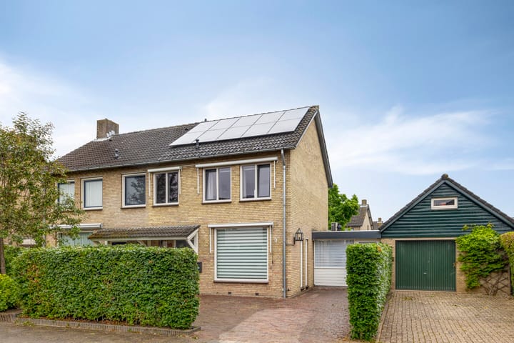 Photo of property Dokter Nillesenstraat 10, Winssen