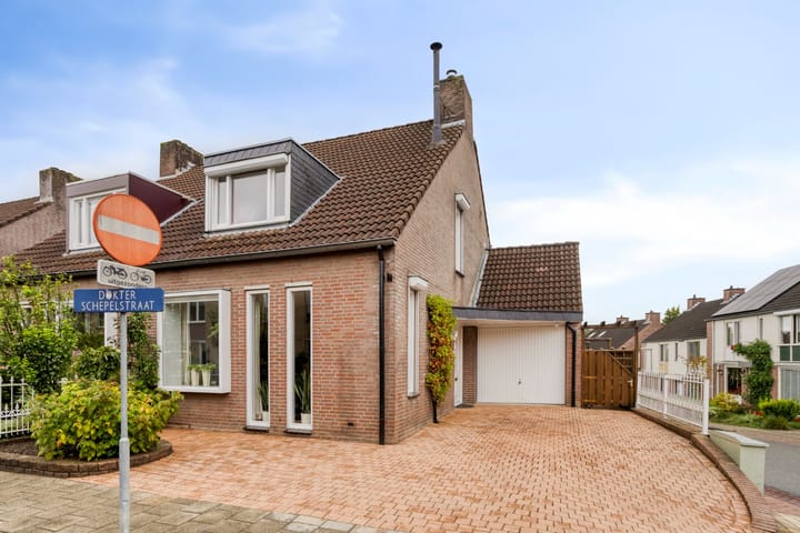 Photo of property Dokter Schepelstraat 1, Gulpen