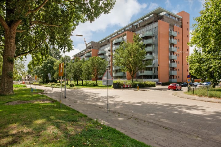 Dokter Van Ledestraat 137 in Leidschendam
