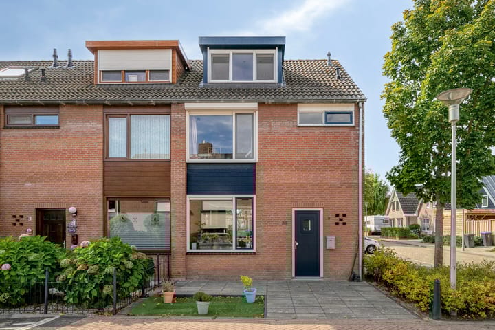 Dokter Vermetstraat 23 in Nieuw-Vossemeer Foto