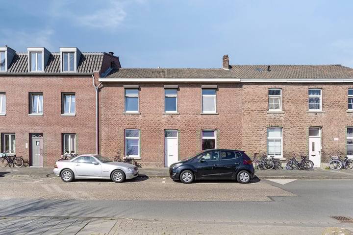 Dolmansstraat 66 in Maastricht photo