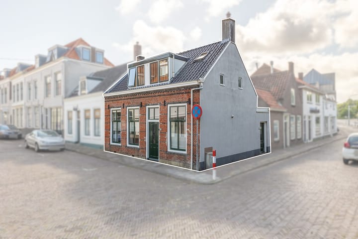 Photo of property Domburgs Schuitvlot 13, Middelburg