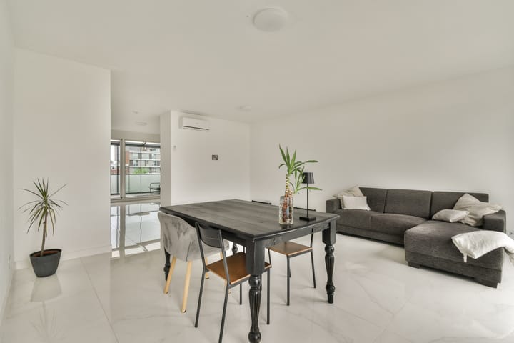 Domela Nieuwenhuisstraat 92 in Amsterdam