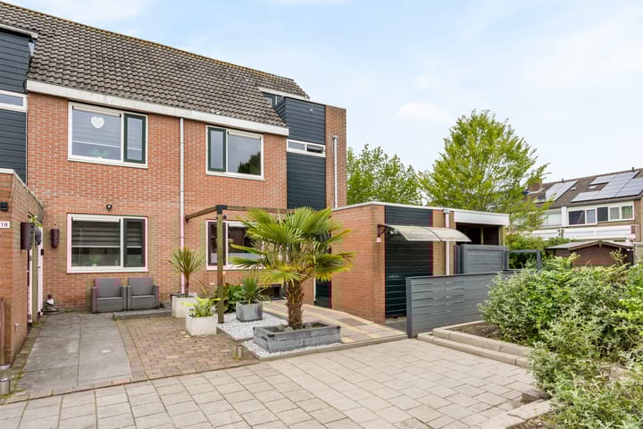 Dominee Janzoniusstraat 19 in Moordrecht